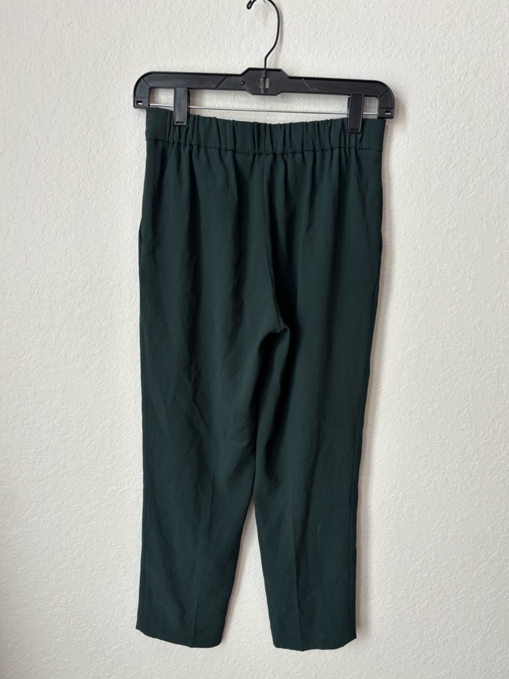 Aritzia Babaton Conan Cropped Trousers Dark Green - Picture 2 of 12
